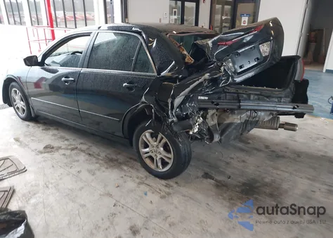 2006 Honda Accord 2.4 Ex z USA, uszkodzony, nr VIN 1HGCM56796A138322